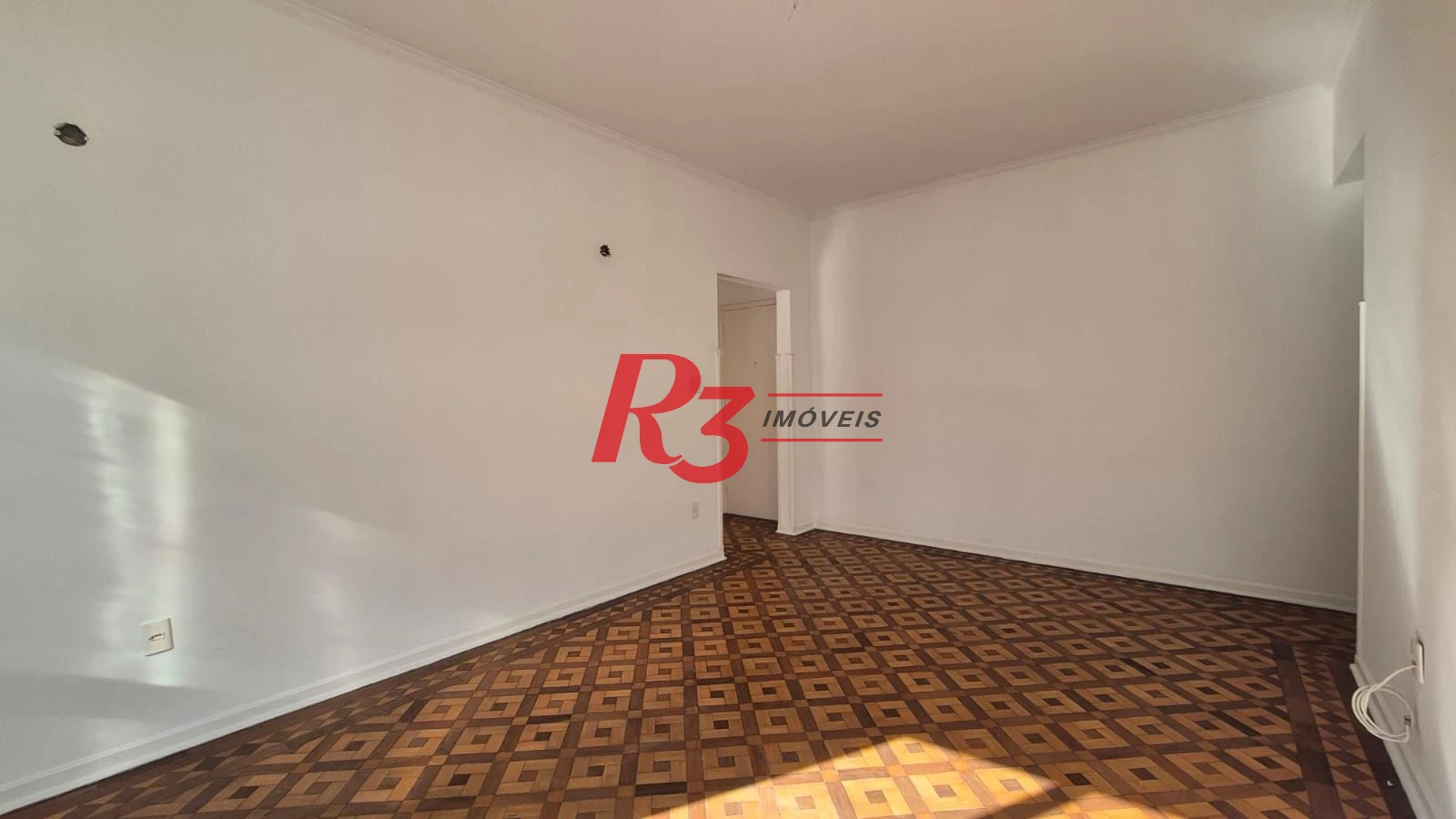 Oportunidade para locação em localização excelente do bairro do Boqueirão em Santos, com 120 m², 2 quartos, 1 vaga! Condição esapecial!