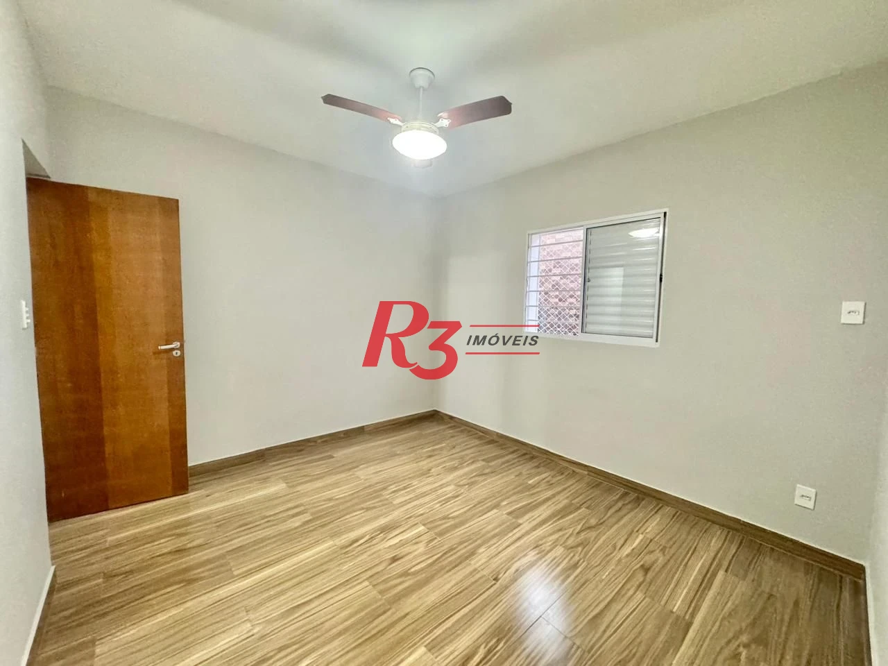 Casa com 3 dormitórios, 165 m² - venda por R$ 1.400.000,00 ou aluguel por R$ 7.335,11/mês - Marapé - Santos/SP
