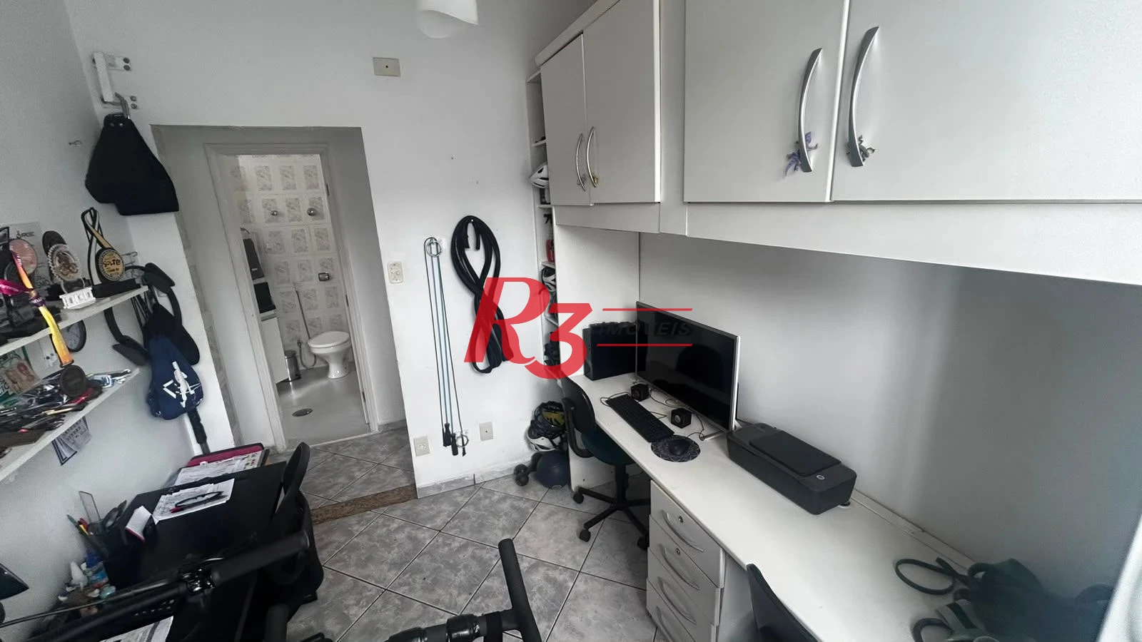 Apartamento com 3 dormitórios para alugar, 75 m² por R$ 3.800,00/mês - Vila Matias - Santos/SP