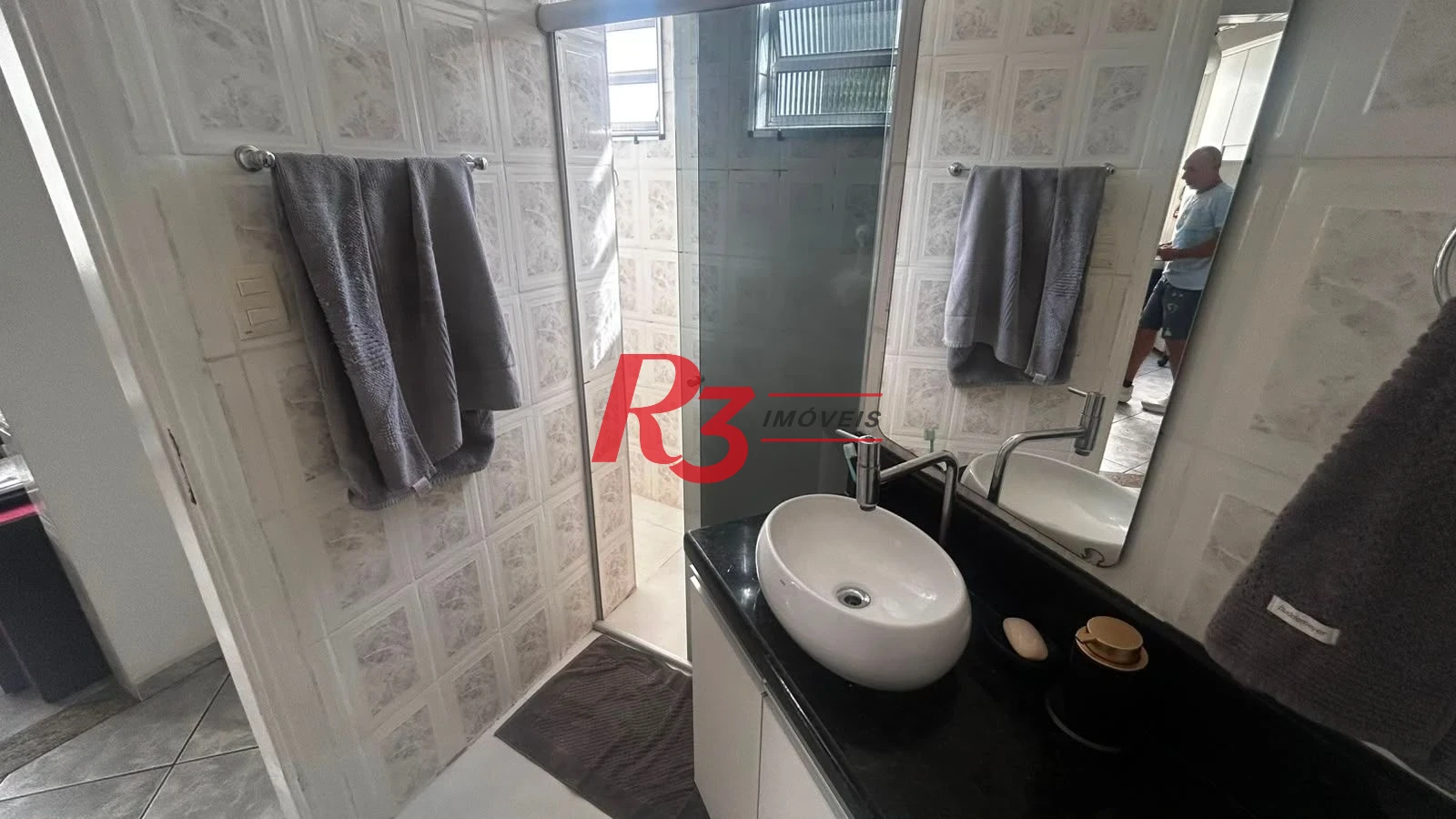 Apartamento com 3 dormitórios para alugar, 75 m² por R$ 3.800,00/mês - Vila Matias - Santos/SP