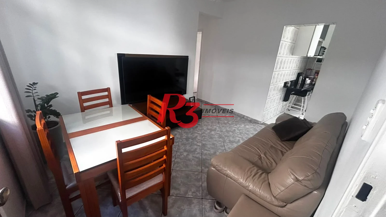 Apartamento com 3 dormitórios para alugar, 75 m² por R$ 3.800,00/mês - Vila Matias - Santos/SP