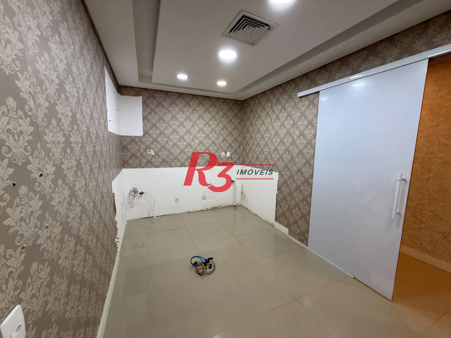 Loja para alugar, 42 m² por R$ 6.500,02/mês - Gonzaga - Santos/SP