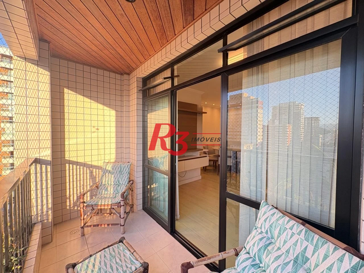 Apartamento com 2 dormitórios à venda, 109 m² por R$ 1.150.000,00 - Pompéia - Santos/SP