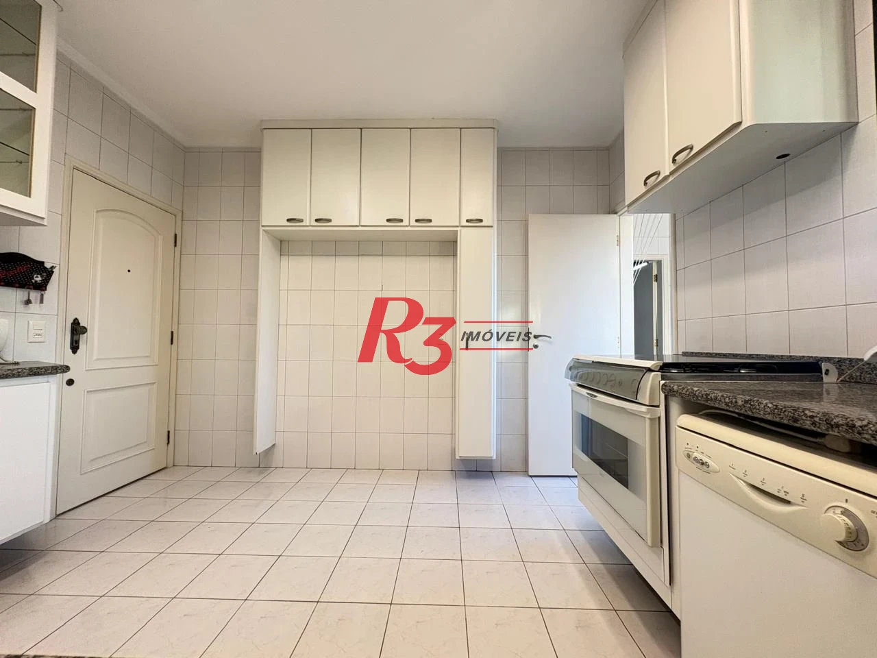 Apartamento com 2 dormitórios à venda, 109 m² por R$ 1.150.000,00 - Pompéia - Santos/SP