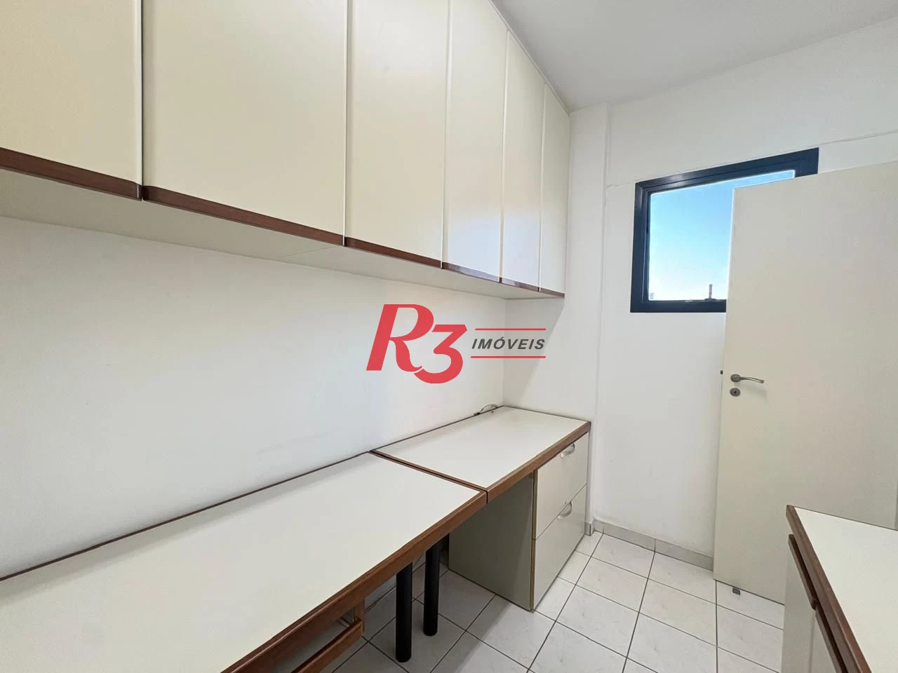 Apartamento com 2 dormitórios à venda, 109 m² por R$ 1.150.000,00 - Pompéia - Santos/SP
