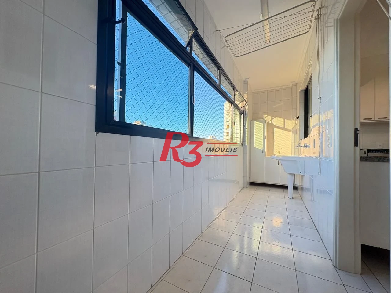 Apartamento com 2 dormitórios à venda, 109 m² por R$ 1.150.000,00 - Pompéia - Santos/SP