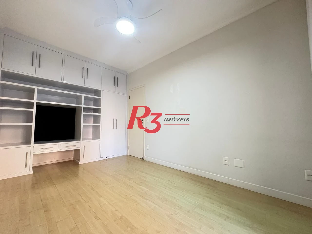 Apartamento com 2 dormitórios à venda, 109 m² por R$ 1.150.000,00 - Pompéia - Santos/SP