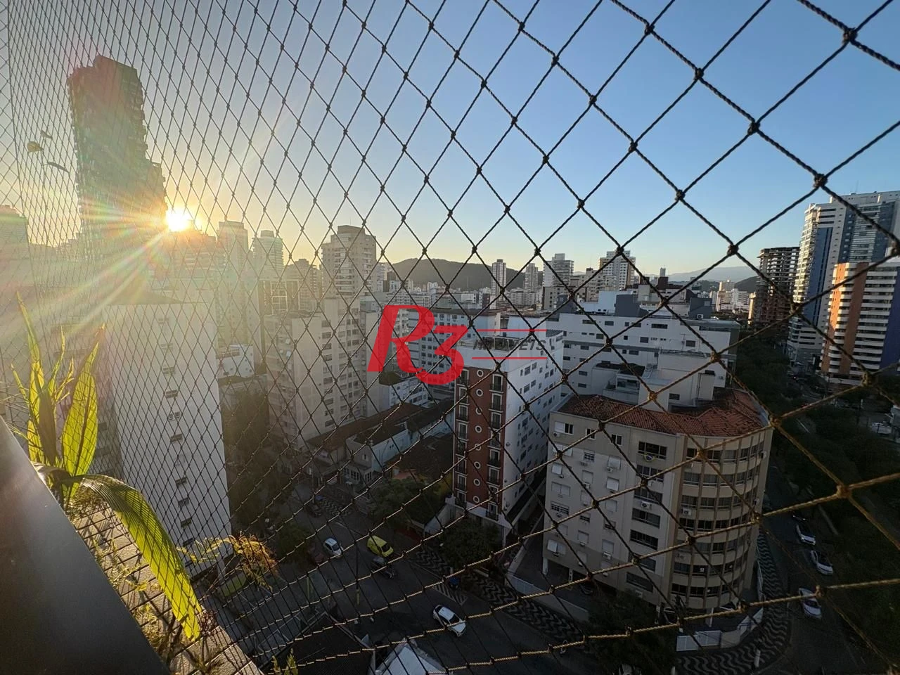 Apartamento com 2 dormitórios à venda, 109 m² por R$ 1.150.000,00 - Pompéia - Santos/SP