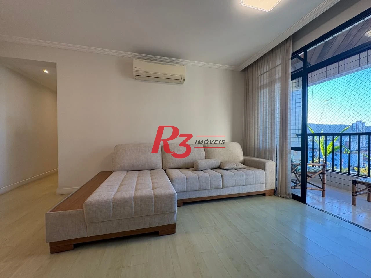 Apartamento com 2 dormitórios à venda, 109 m² por R$ 1.150.000,00 - Pompéia - Santos/SP
