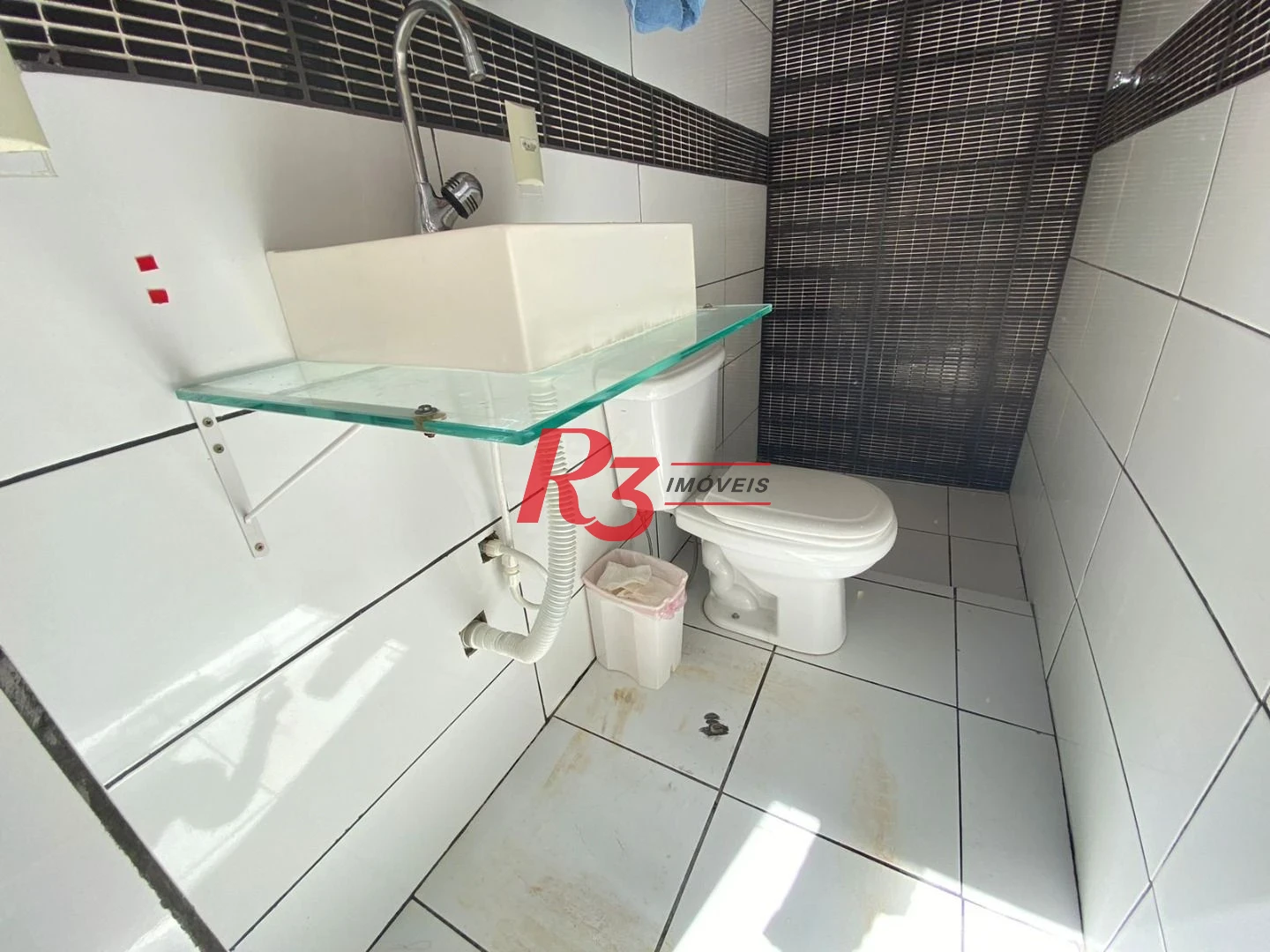 Casa com 3 dormitórios à venda, 90 m² por R$ 320.000,00 - Vila São Jorge - Santos/SP