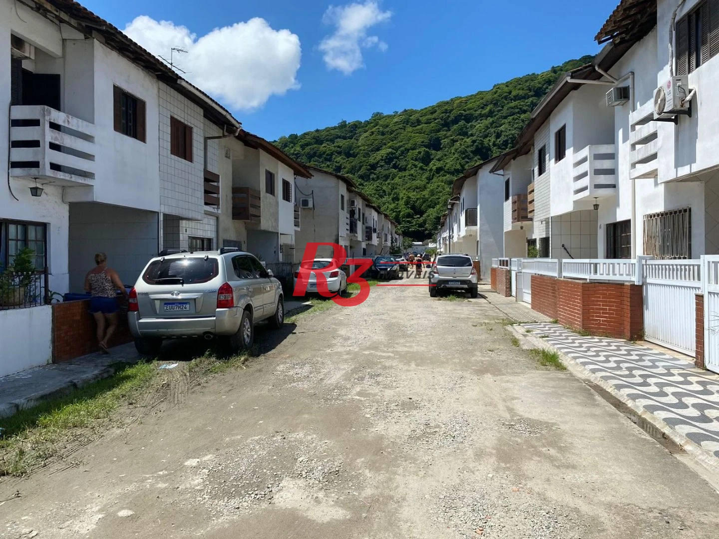 Casa com 3 dormitórios à venda, 90 m² por R$ 320.000,00 - Vila São Jorge - Santos/SP