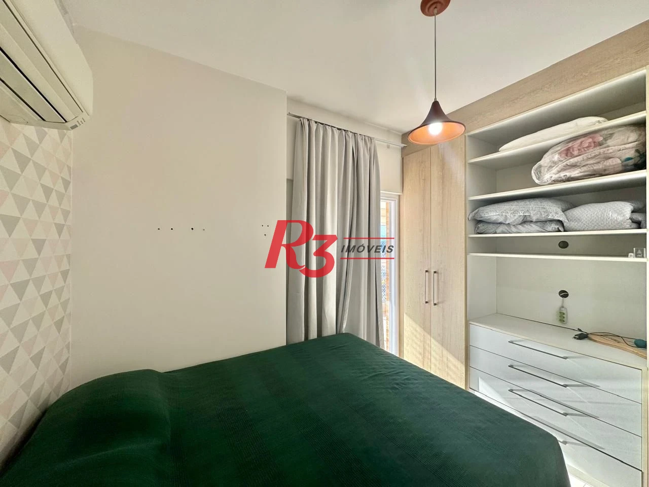 Apartamento com 2 dormitórios, 110 m² - venda por R$ 1.650.000,00 ou aluguel por R$ 8.000,00/mês - Gonzaga - Santos/SP