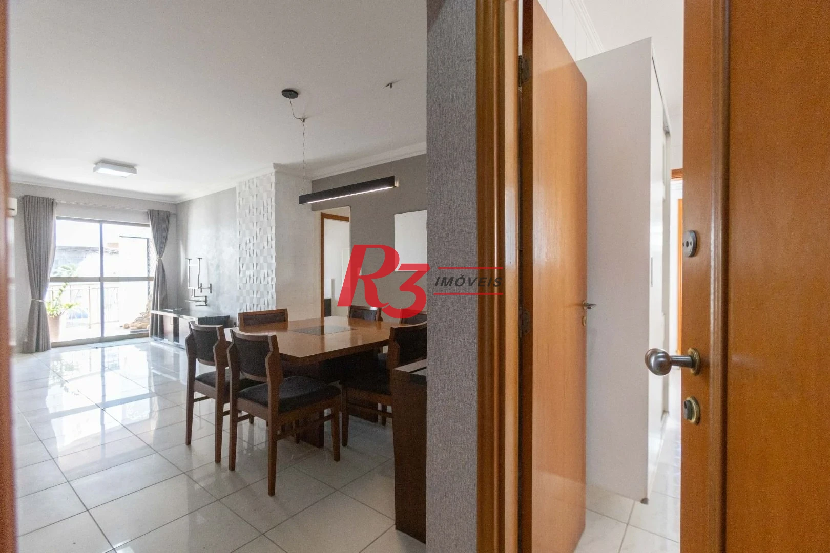 Apartamento com 2 dormitórios à venda, 124 m² por R$ 1.050.000,00 - Ponta da Praia - Santos/SP