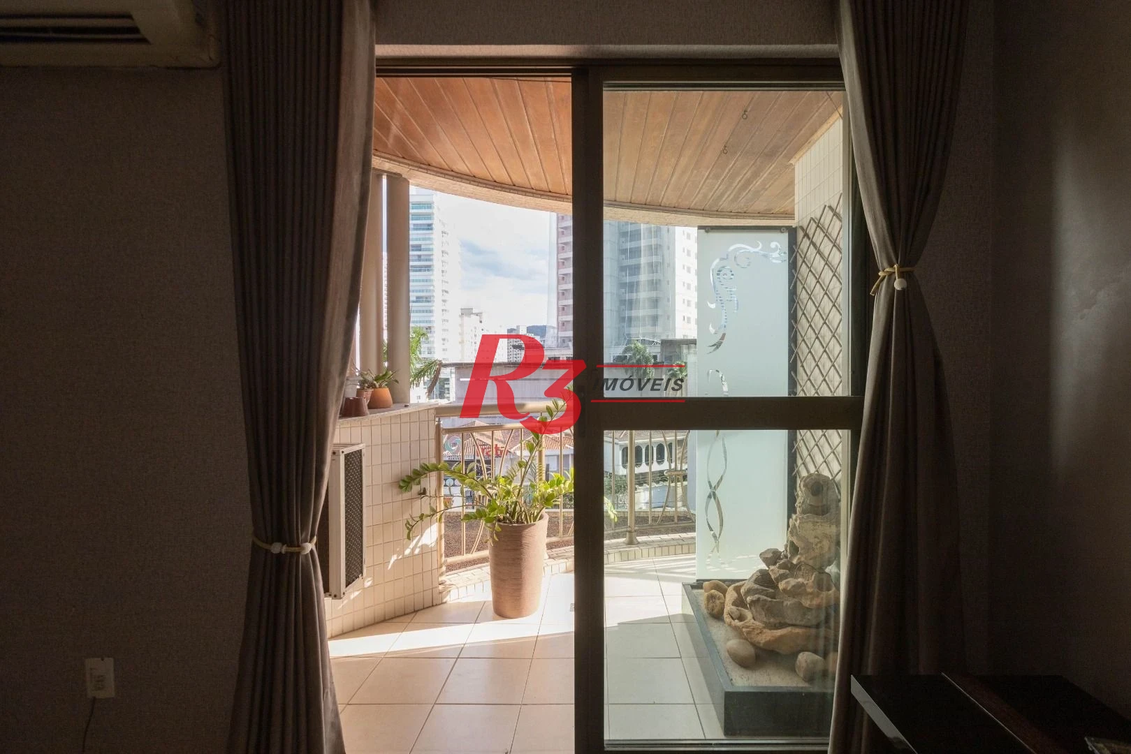 Apartamento com 2 dormitórios à venda, 124 m² por R$ 1.050.000,00 - Ponta da Praia - Santos/SP