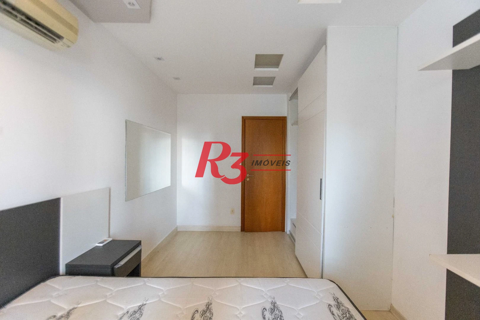 Apartamento com 2 dormitórios à venda, 124 m² por R$ 1.050.000,00 - Ponta da Praia - Santos/SP