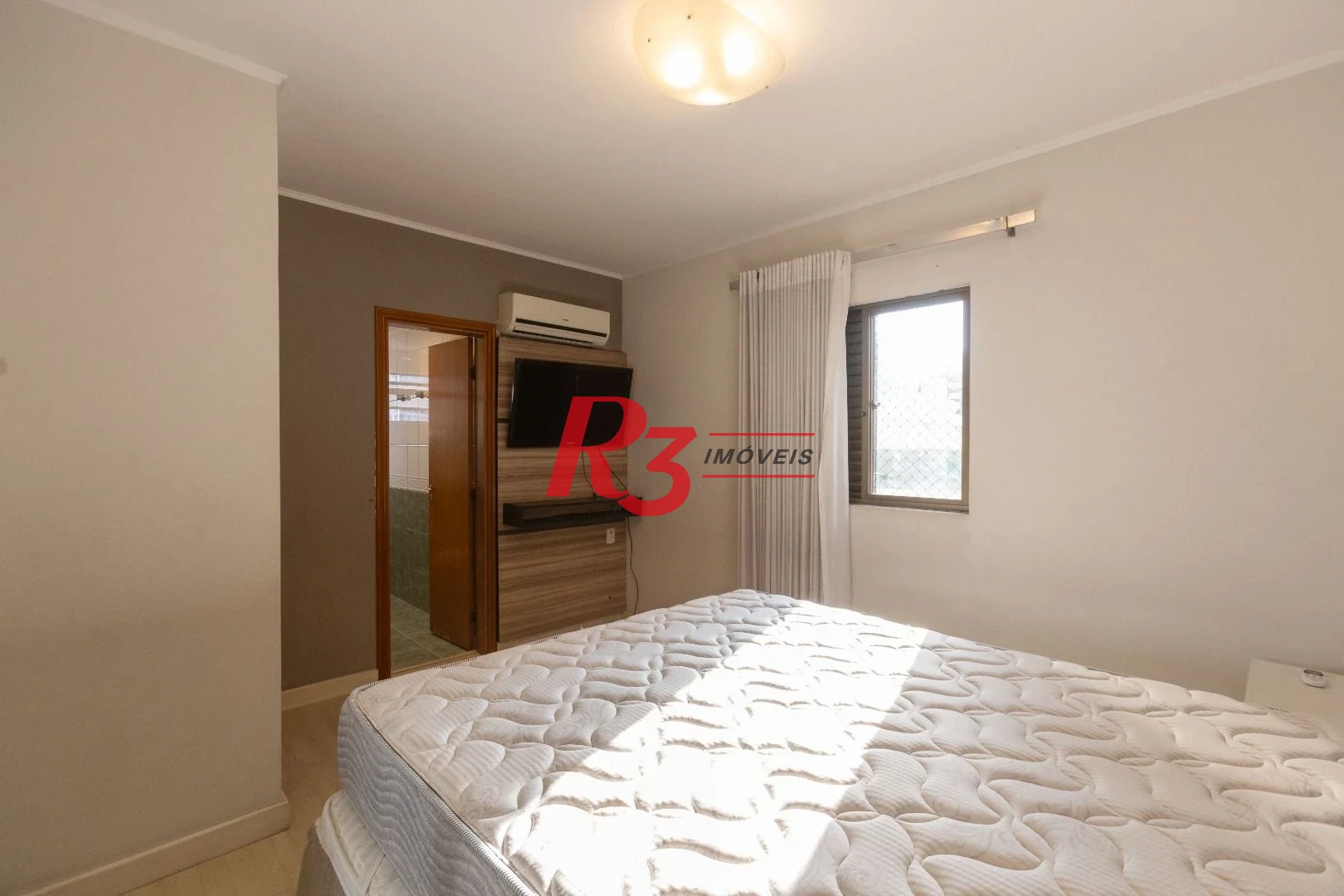 Apartamento com 2 dormitórios à venda, 124 m² por R$ 1.050.000,00 - Ponta da Praia - Santos/SP