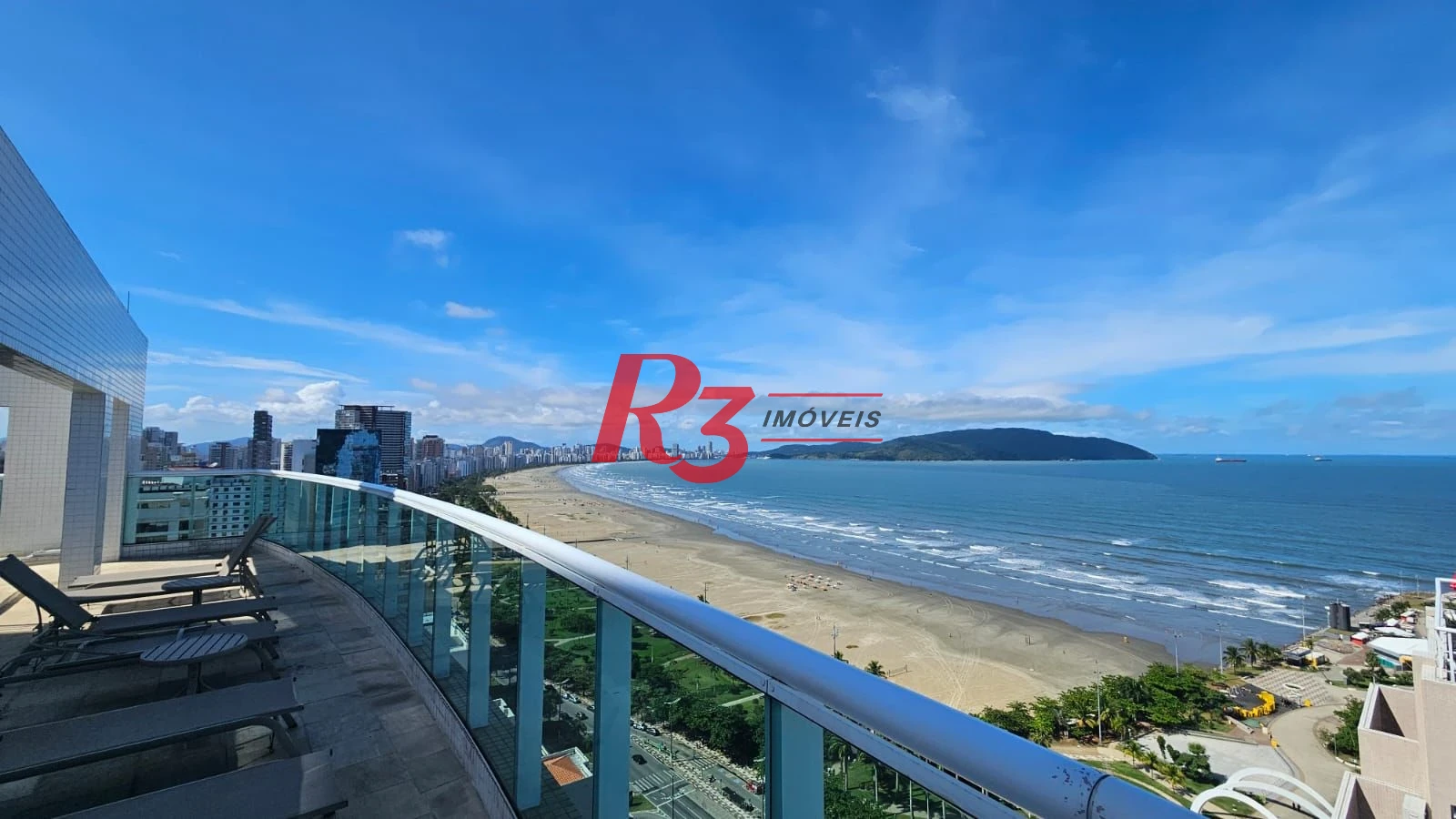 Apartamento de Alto Padrão com Vista Livre para o Mar | 121 m² | 2 Dormitórios | 2 Suítes