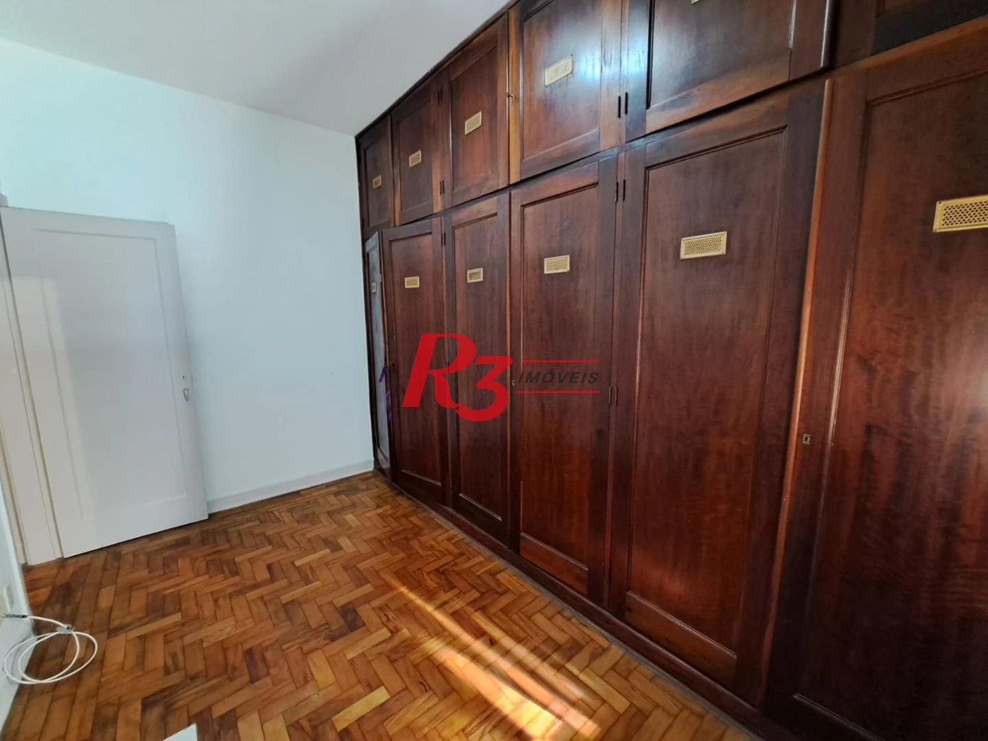 Apartamento com 2 dormitórios à venda, 65 m² por R$ 400.000,00 - Boqueirão - Santos/SP