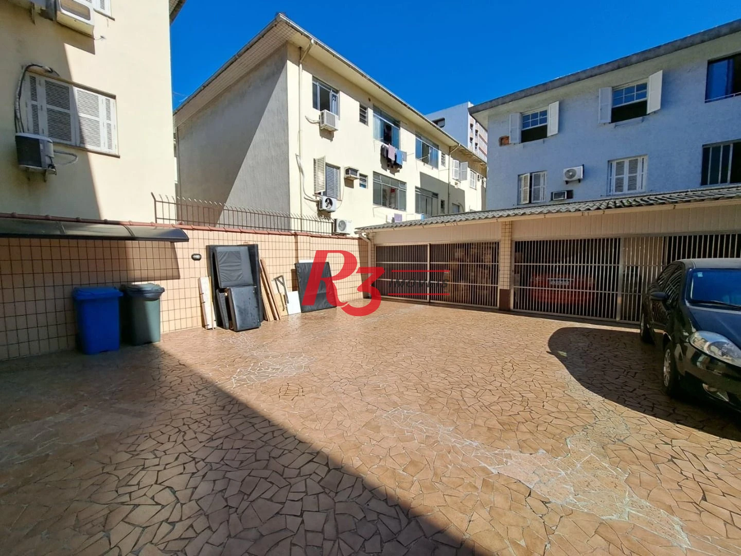 Apartamento com 2 dormitórios à venda, 65 m² por R$ 400.000,00 - Boqueirão - Santos/SP