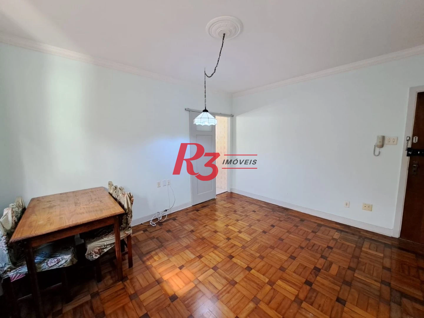 Apartamento com 2 dormitórios à venda, 65 m² por R$ 400.000,00 - Boqueirão - Santos/SP