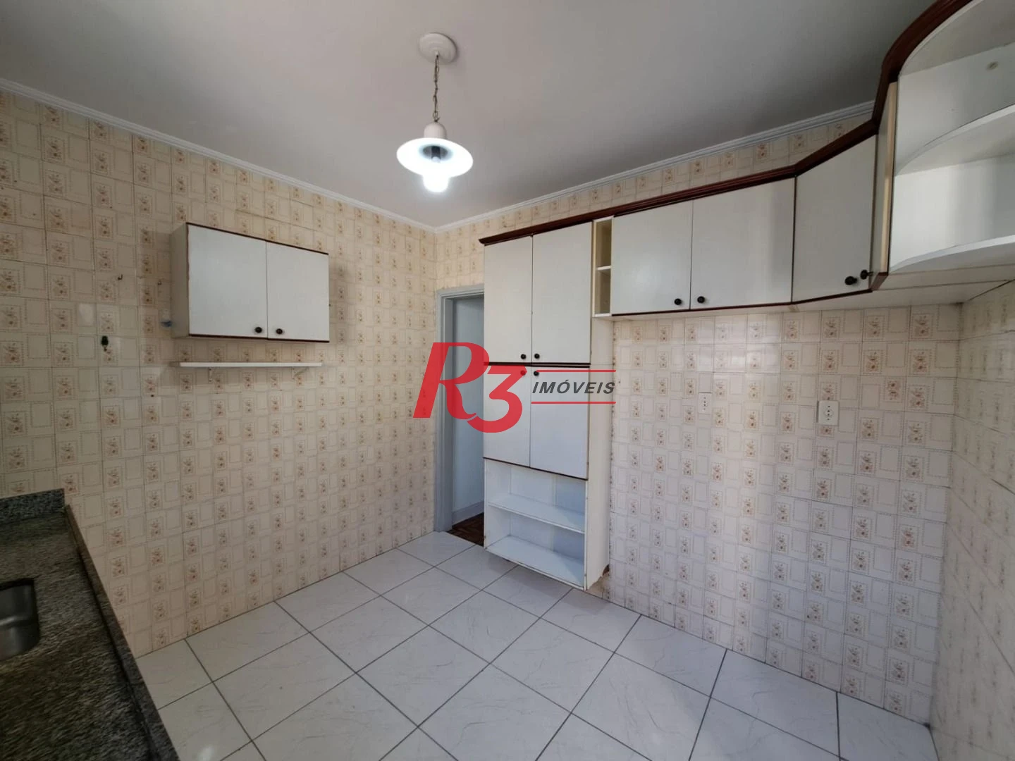 Apartamento com 2 dormitórios à venda, 65 m² por R$ 400.000,00 - Boqueirão - Santos/SP