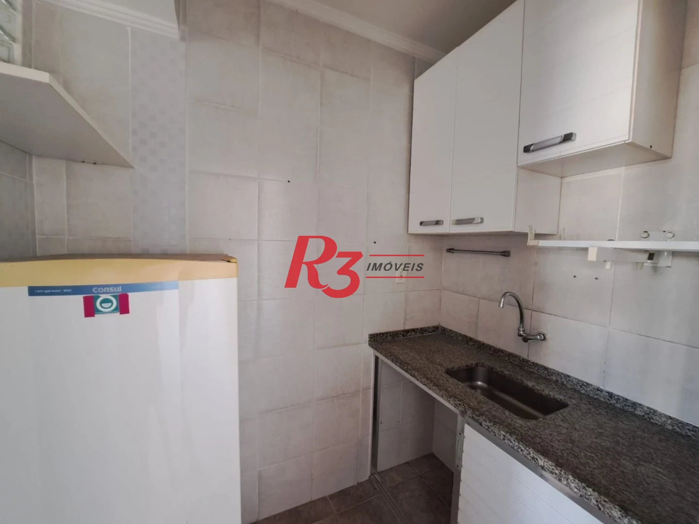 Kitnet com 1 dormitório à venda, 37 m², vista mar, por R$ 380.000 - Ponta da Praia - Santos/SP
