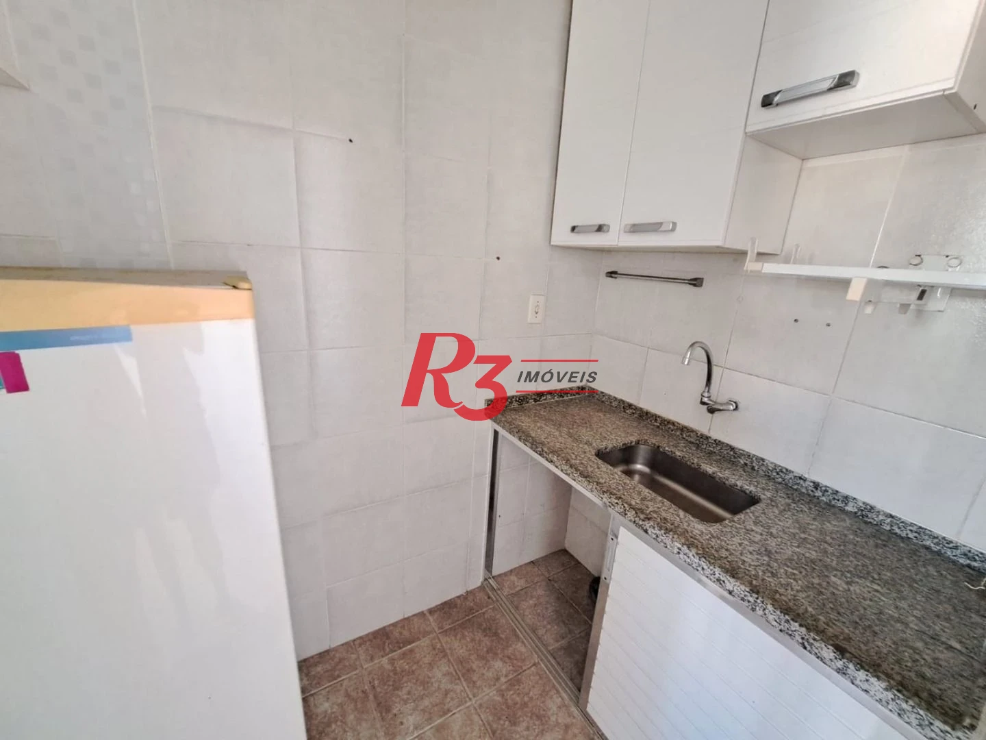 Kitnet com 1 dormitório à venda, 37 m², vista mar, por R$ 380.000 - Ponta da Praia - Santos/SP