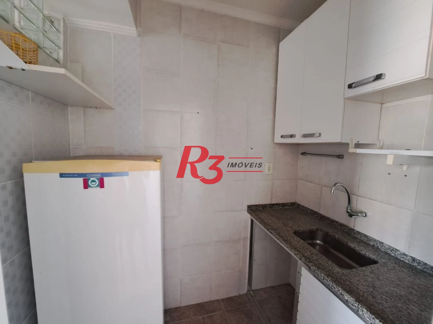 Kitnet com 1 dormitório à venda, 37 m², vista mar, por R$ 380.000 - Ponta da Praia - Santos/SP