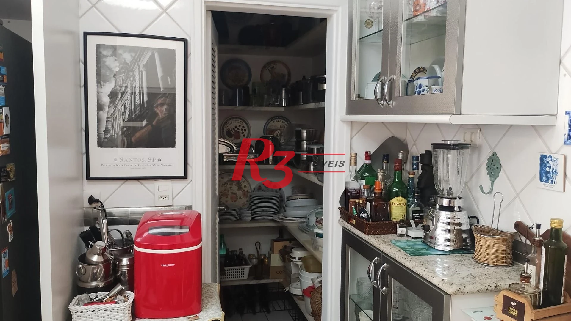Apartamento com 3 dormitórios à venda, 176 m² por R$ 1.800.000,00 - Boqueirão - Santos/SP