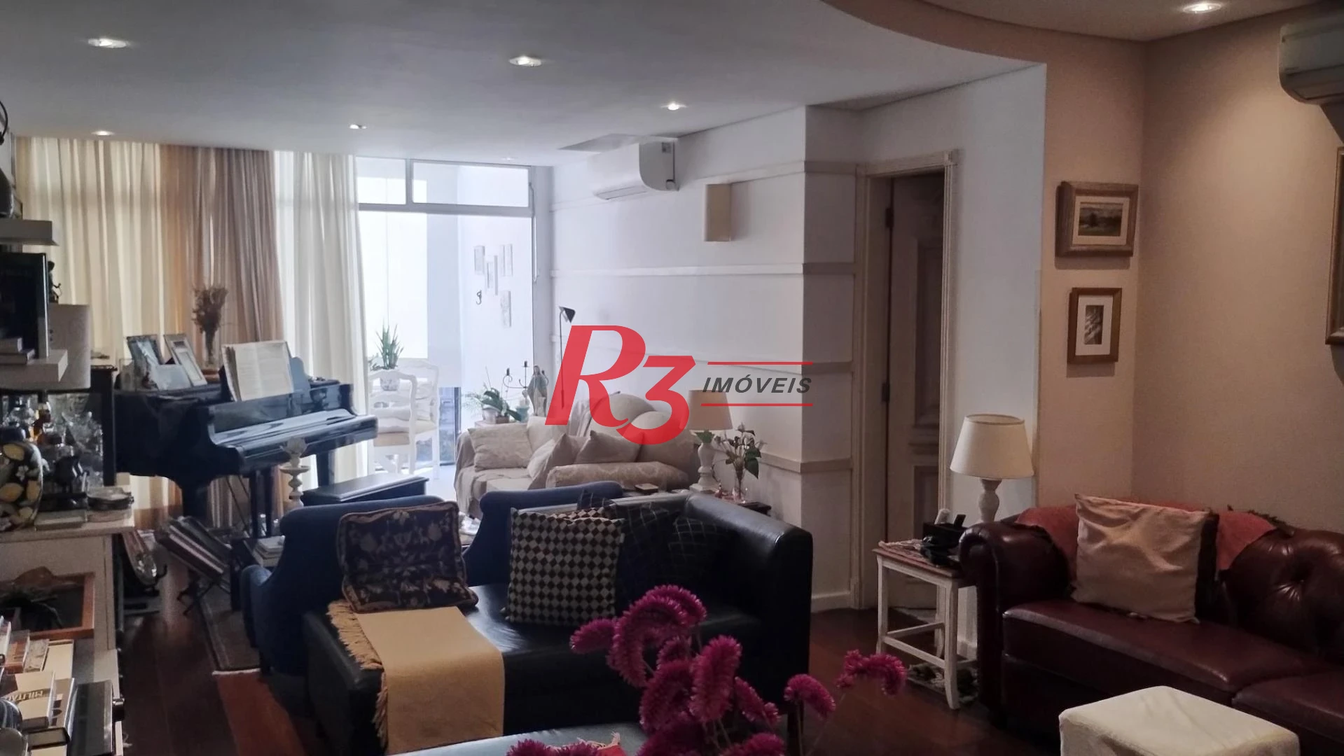 Apartamento com 3 dormitórios à venda, 176 m² por R$ 1.800.000,00 - Boqueirão - Santos/SP