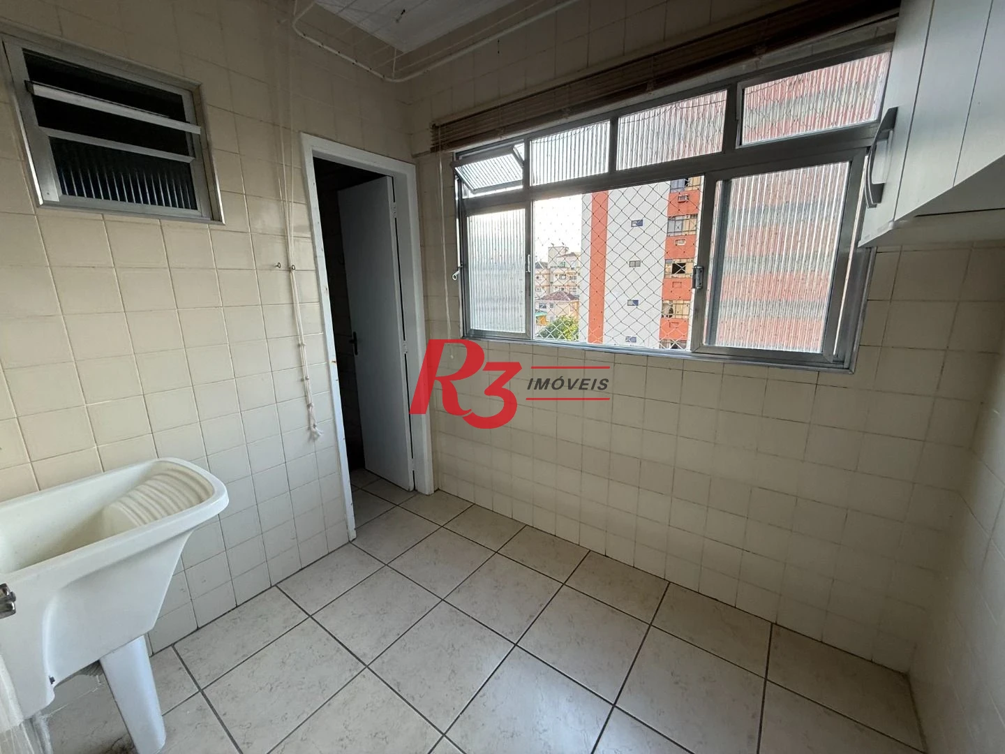 Apartamento com 2 dormitórios para alugar, 108 m² por R$ 4.800,00/mês - Embaré - Santos/SP