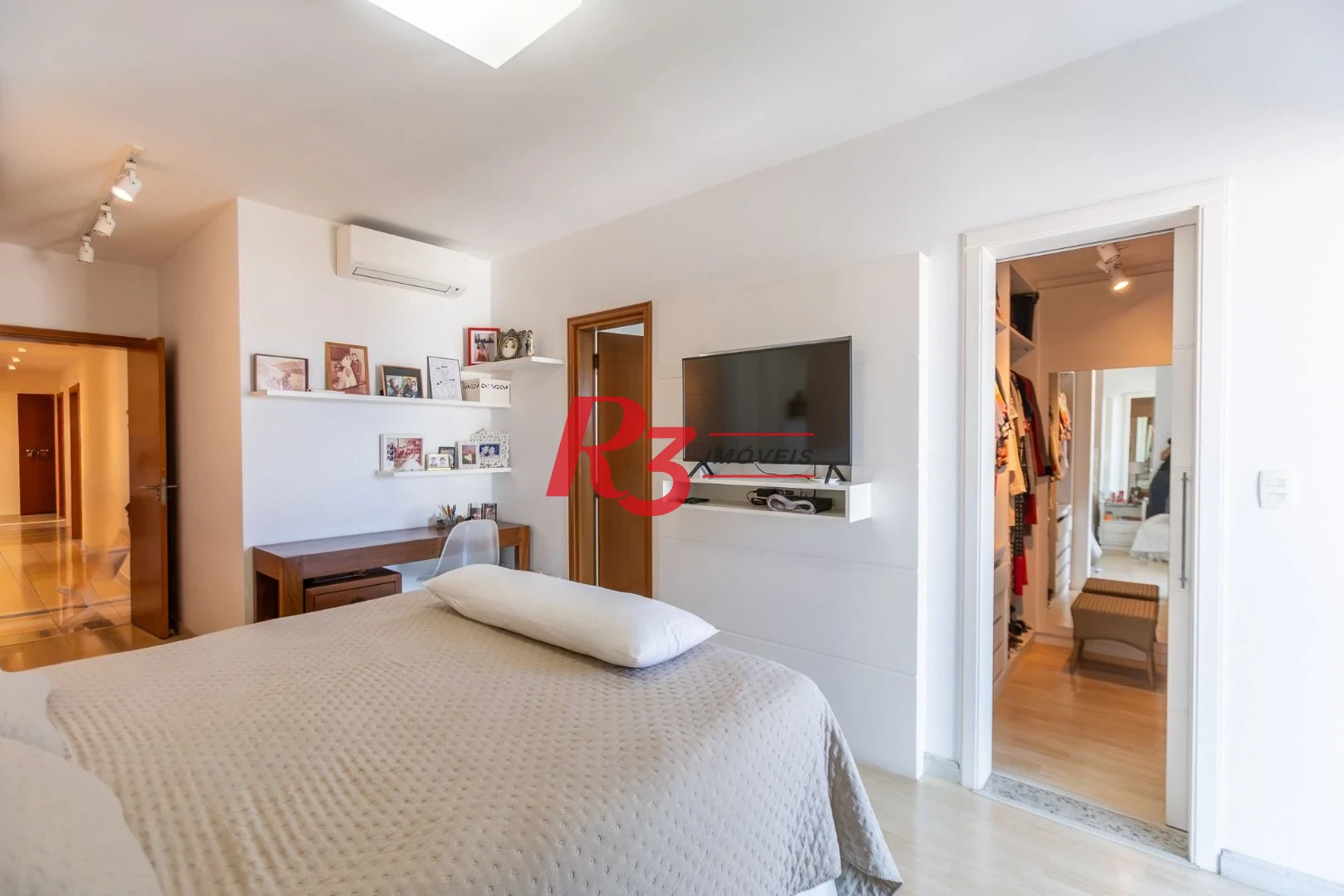 Apartamento com 4 dormitórios à venda, 232 m² por R$ 3.190.000,00 - Embaré - Santos/SP