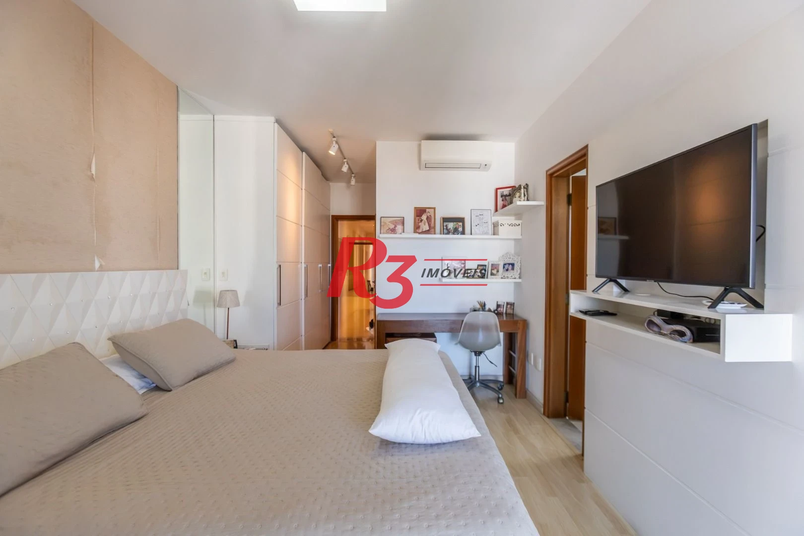 Apartamento com 4 dormitórios à venda, 232 m² por R$ 3.190.000,00 - Embaré - Santos/SP