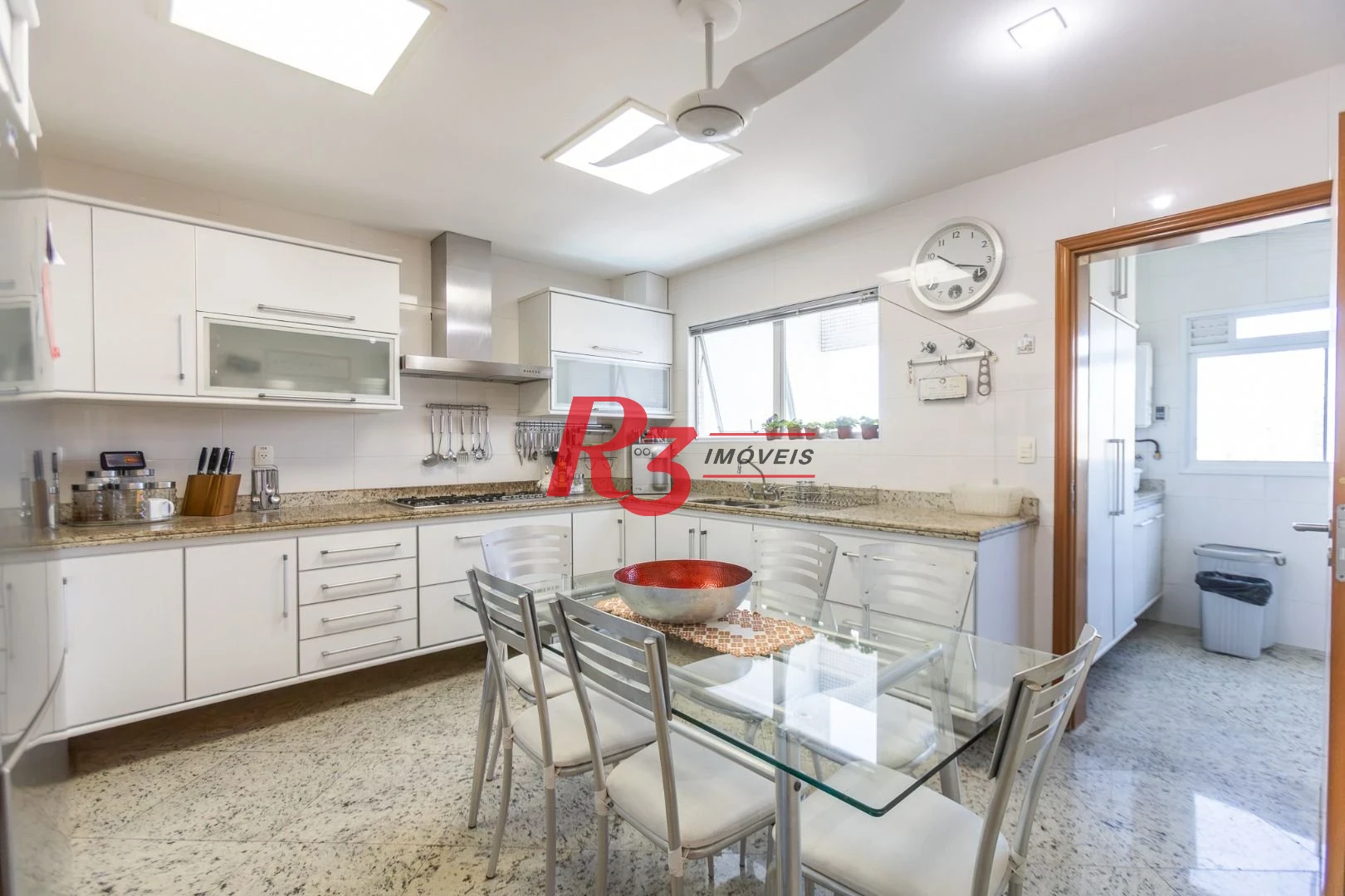 Apartamento com 4 dormitórios à venda, 232 m² por R$ 3.190.000,00 - Embaré - Santos/SP