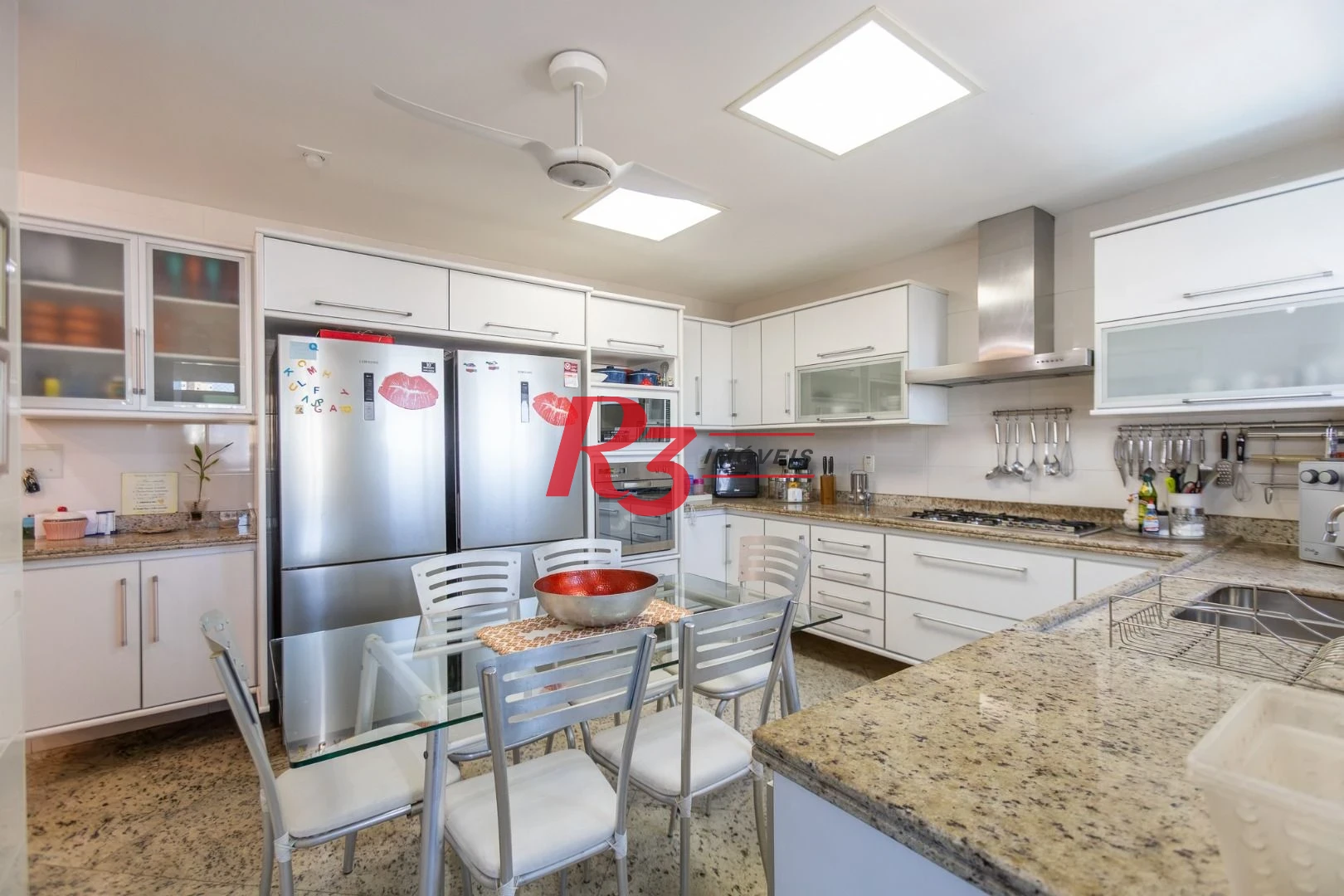 Apartamento com 4 dormitórios à venda, 232 m² por R$ 3.190.000,00 - Embaré - Santos/SP
