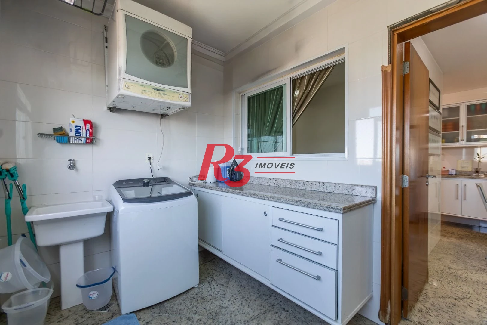 Apartamento com 4 dormitórios à venda, 232 m² por R$ 3.190.000,00 - Embaré - Santos/SP