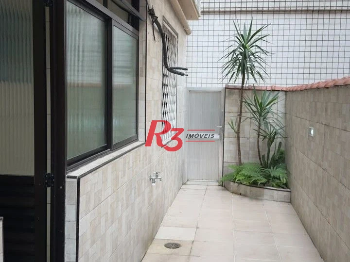 Apartamento com 2 dormitórios à venda, 60 m² por R$ 374.000,00 - Vila Mathias - Santos/SP