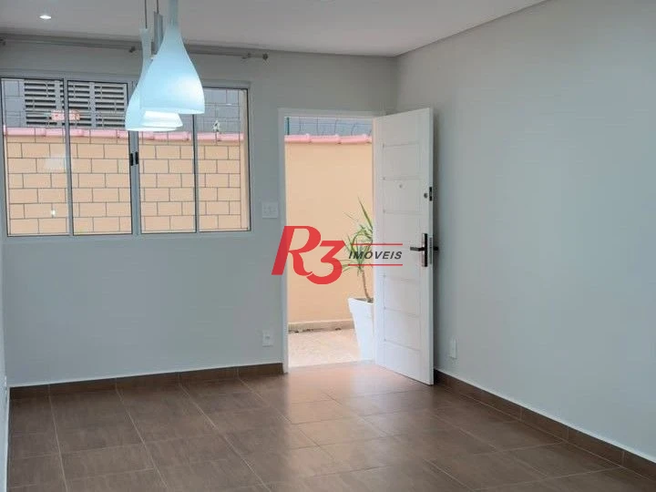 Apartamento com 2 dormitórios à venda, 60 m² por R$ 374.000,00 - Vila Mathias - Santos/SP