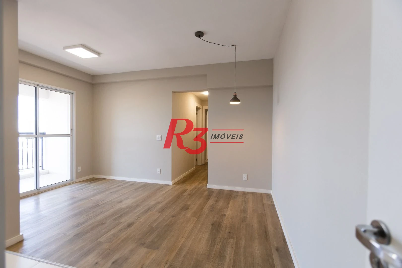 Apartamento com 2 dormitórios para alugar, 64 m² por R$ 4.200,00/mês - Marapé - Santos/SP