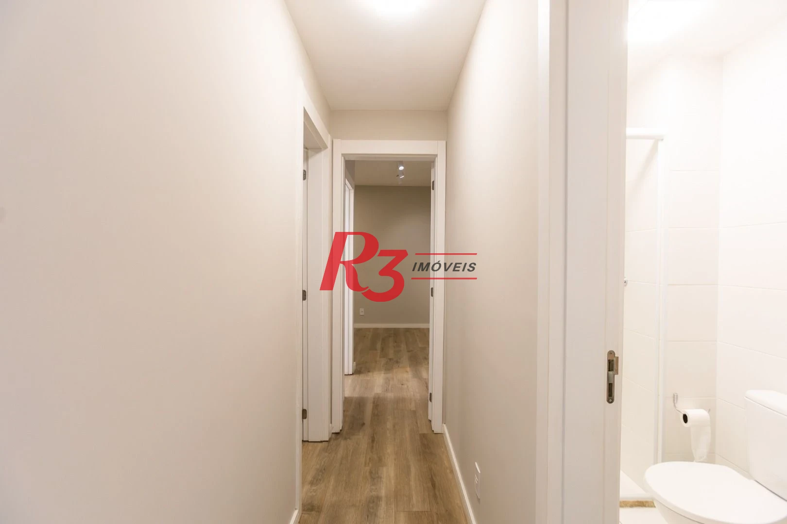 Apartamento com 2 dormitórios para alugar, 64 m² por R$ 4.200,00/mês - Marapé - Santos/SP