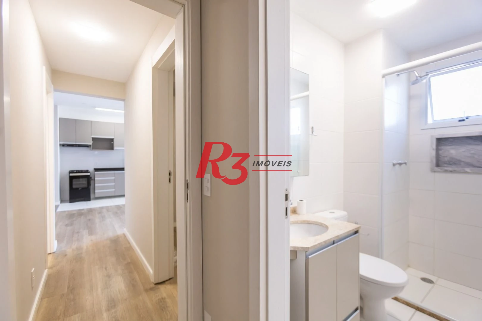 Apartamento com 2 dormitórios para alugar, 64 m² por R$ 4.200,00/mês - Marapé - Santos/SP