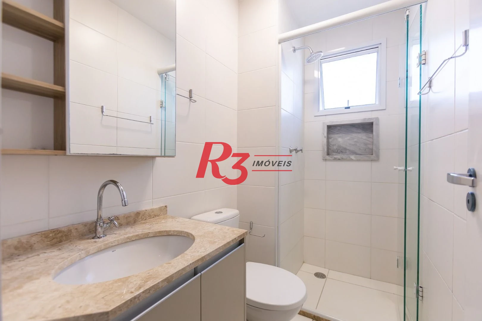 Apartamento com 2 dormitórios para alugar, 64 m² por R$ 4.200,00/mês - Marapé - Santos/SP