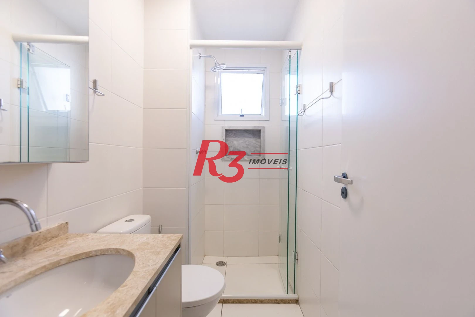 Apartamento com 2 dormitórios para alugar, 64 m² por R$ 4.200,00/mês - Marapé - Santos/SP