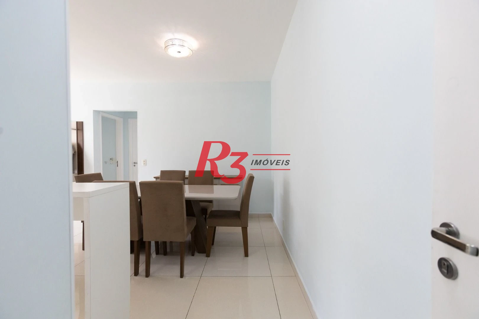Apartamento com 2 dormitórios à venda, 66 m² por R$ 695.000,00 - José Menino - Santos/SP