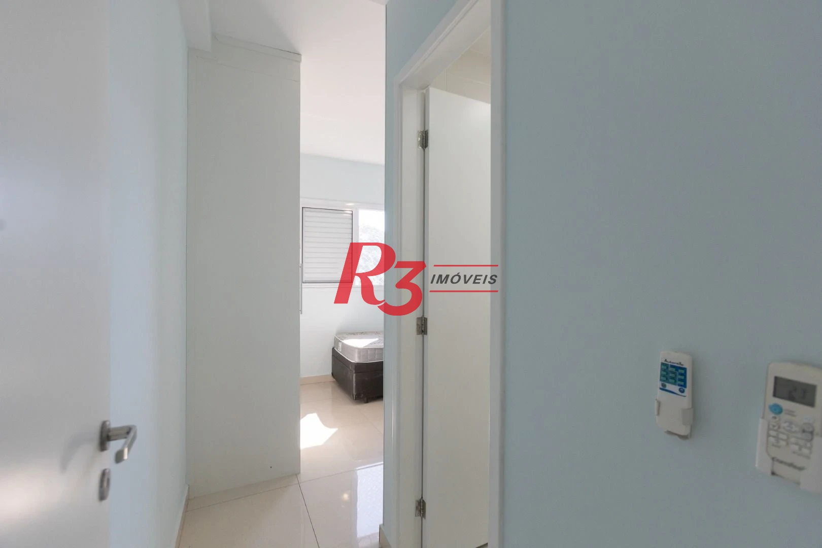 Apartamento com 2 dormitórios à venda, 66 m² por R$ 695.000,00 - José Menino - Santos/SP
