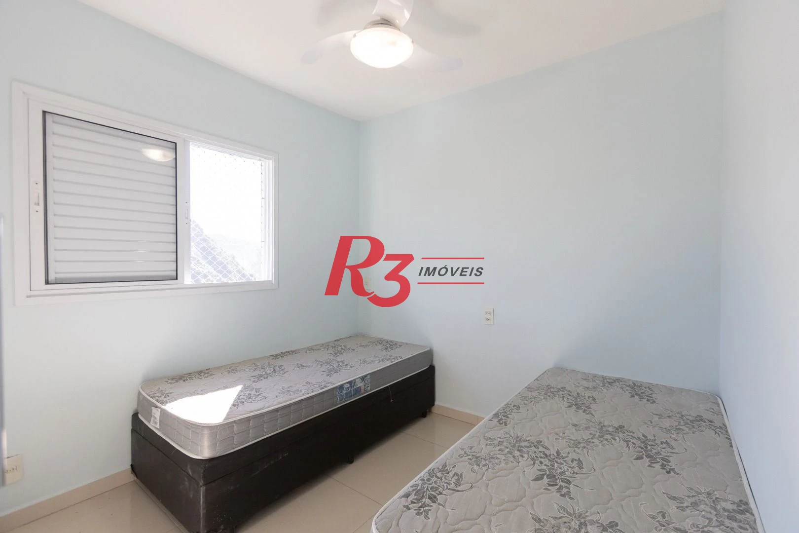 Apartamento com 2 dormitórios à venda, 66 m² por R$ 695.000,00 - José Menino - Santos/SP
