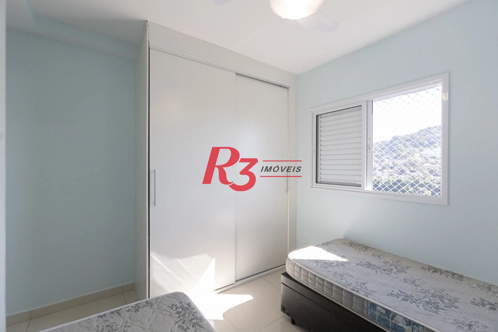 Apartamento com 2 dormitórios à venda, 66 m² por R$ 695.000,00 - José Menino - Santos/SP