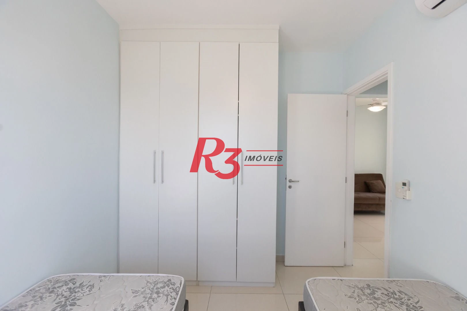Apartamento com 2 dormitórios à venda, 66 m² por R$ 695.000,00 - José Menino - Santos/SP