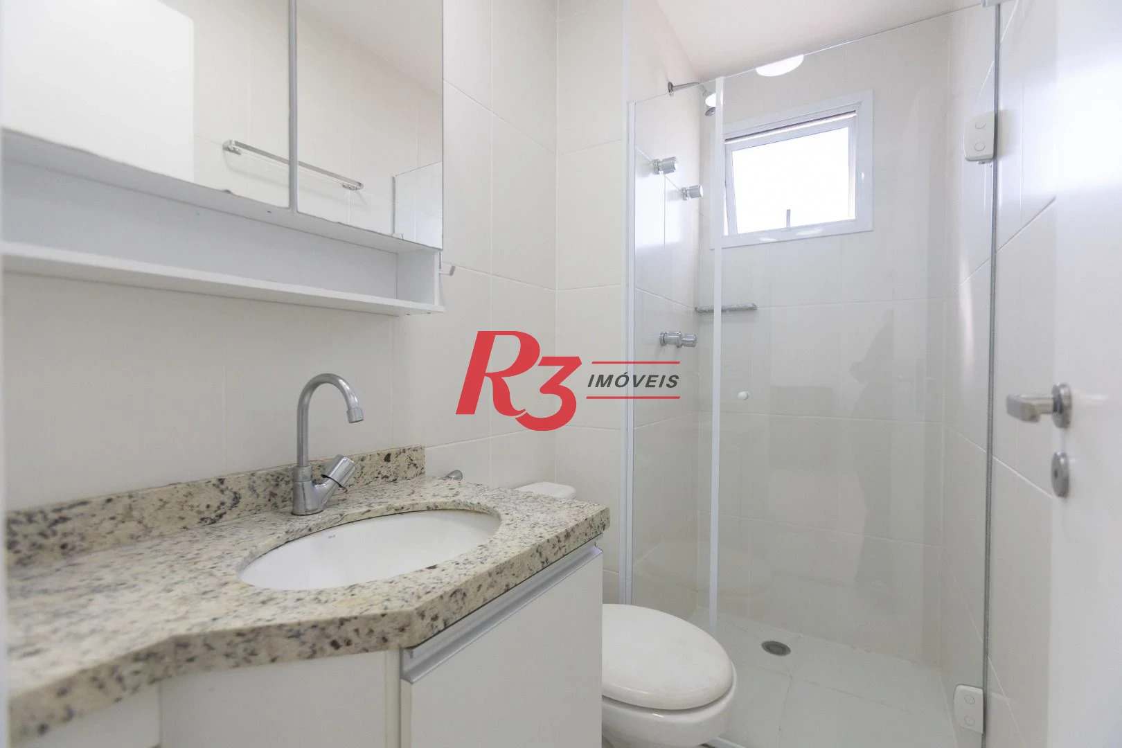 Apartamento com 2 dormitórios à venda, 66 m² por R$ 695.000,00 - José Menino - Santos/SP