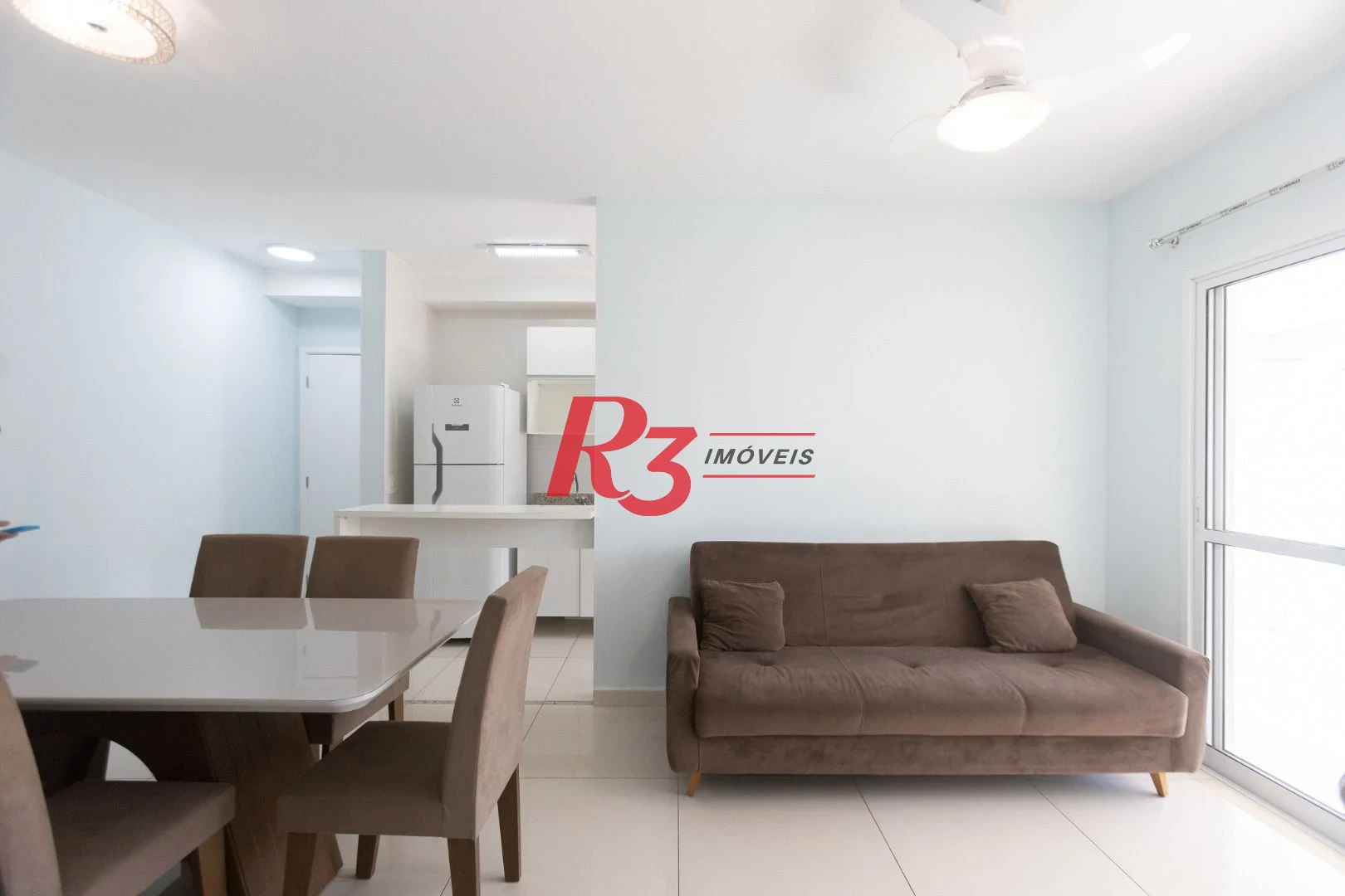Apartamento com 2 dormitórios à venda, 66 m² por R$ 695.000,00 - José Menino - Santos/SP